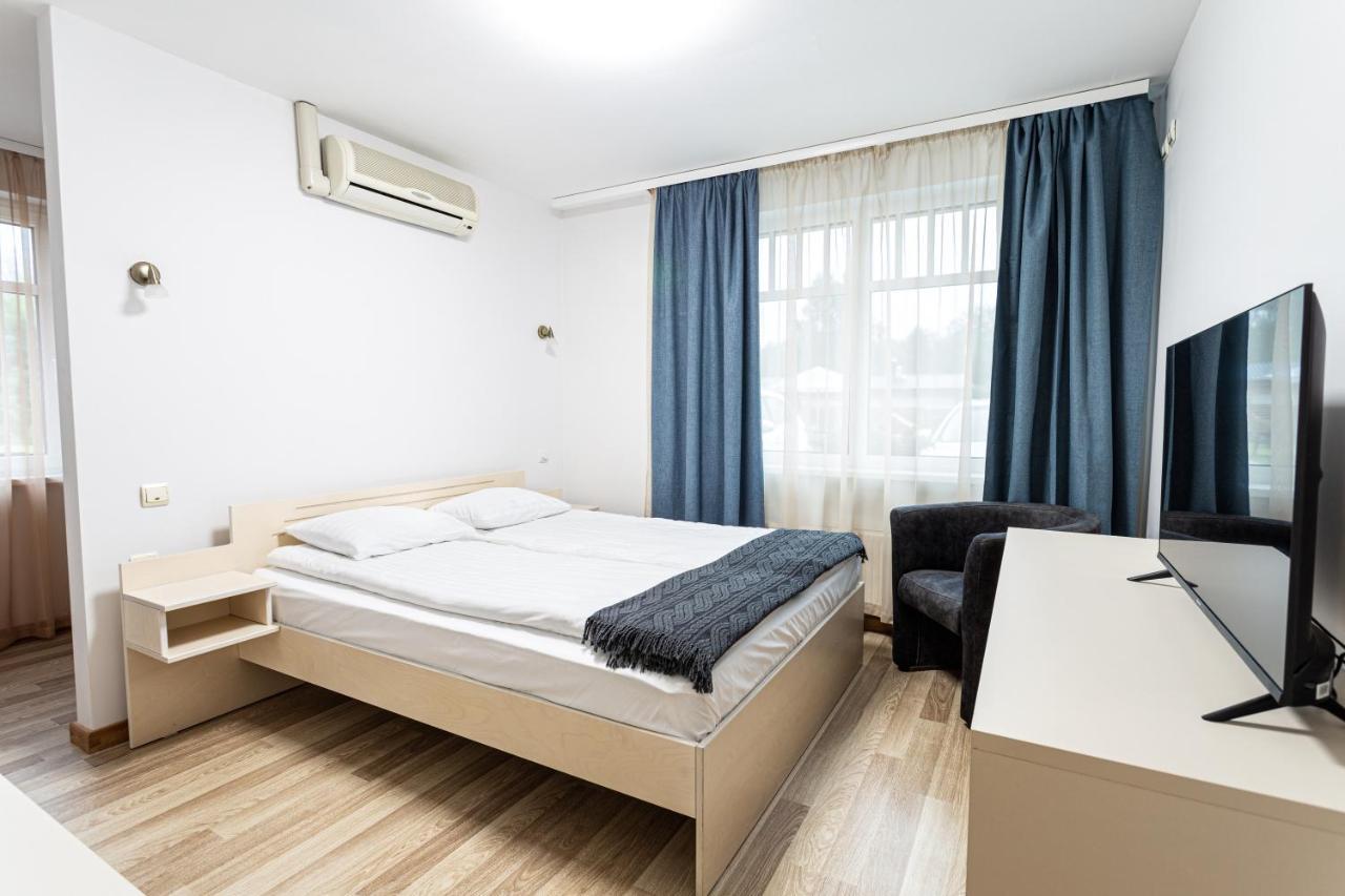 Cill Easy Hotel With Self Check-In Ādaži エクステリア 写真